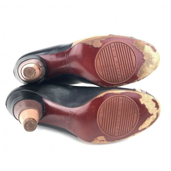 Chie Mihara Black Leather Pumps EUR 37.5 - Picture 6 of 10